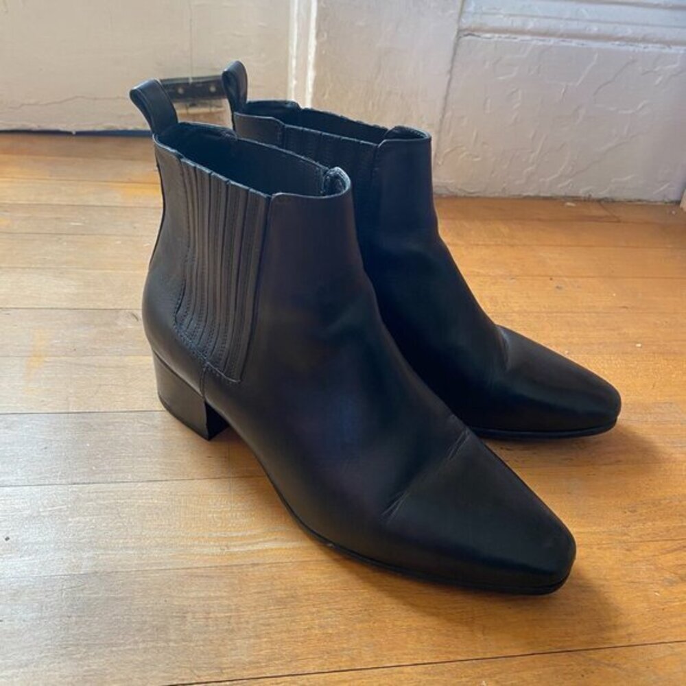 ❤️🔥LK Bennett - Black Heeled Ankle Boots Stitch Detail - EU 41